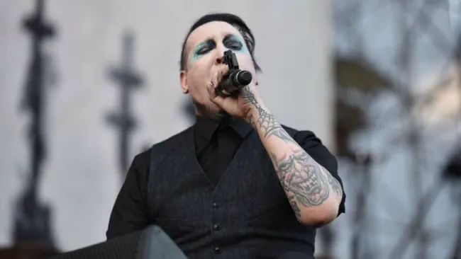 Marilyn Manson durante su participación en el Knot Fest