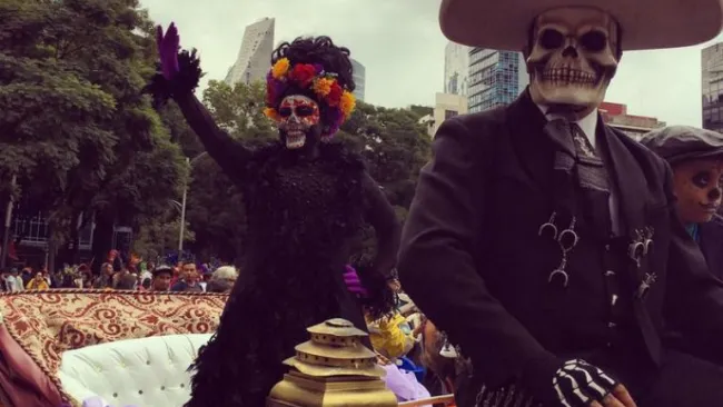 Catrinas durante el desfile en la CDMX