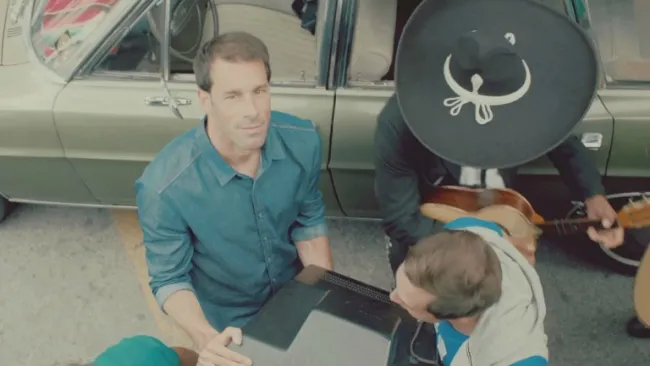 Ruud Van Nistelrooy participando en un comercial de Heineken