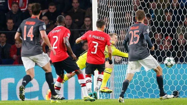 Moreno no pudo evitar el segundo tanto de Lewandowski 