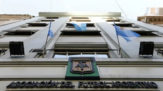 Frente del edificio sede de la Asociación del Futbol Argentino