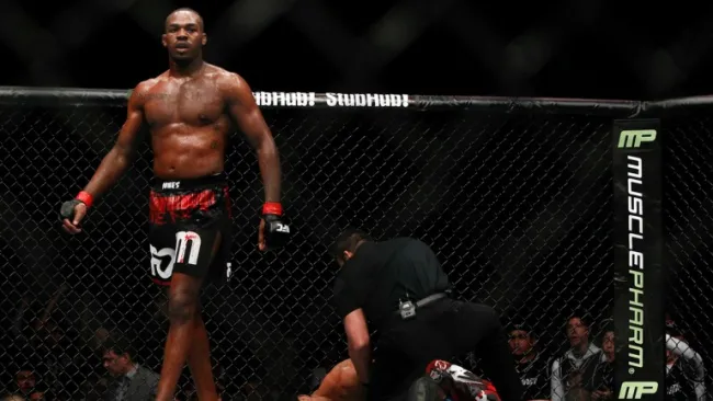 Jon Jones tras una pelea de MMA