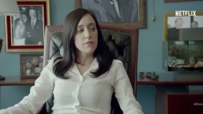 Isabel Iglesias en una de las escenas de la nueva temporada de Club de Cuervos