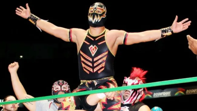 Máscara Dorada se despide de la Arena México