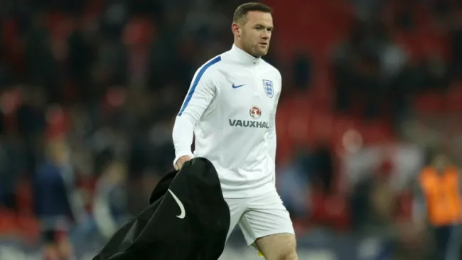 Wayne Rooney previo a un partido de la selección inglesa 