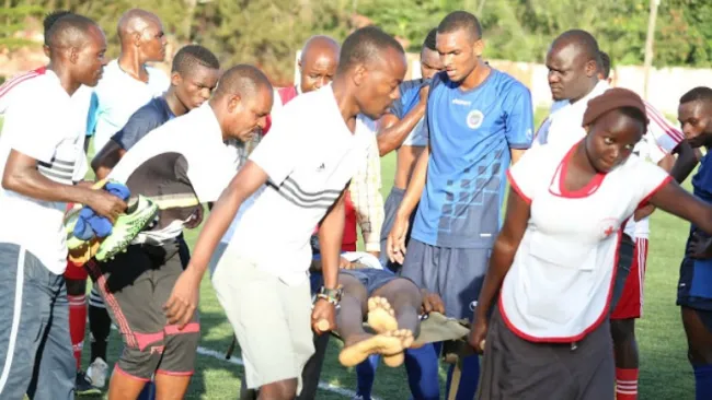Futbolista fallece durante un partido del Mbao FC en Tanzania