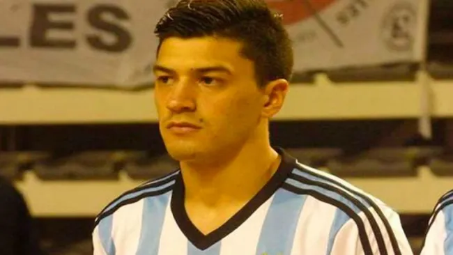 Matías Kruger defendiendo la camiseta de la Albiceleste