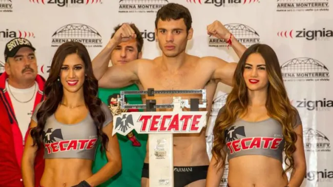 Chávez posa junto a Britsch