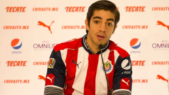 Pizarro, en su presentación con las Chivas de cara al C2017