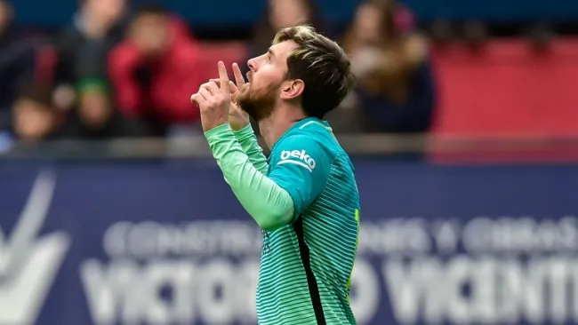 Messi festeja una anotación con el Barcelona