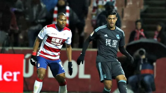 Carlos Vela durante el partido contra el Granada
