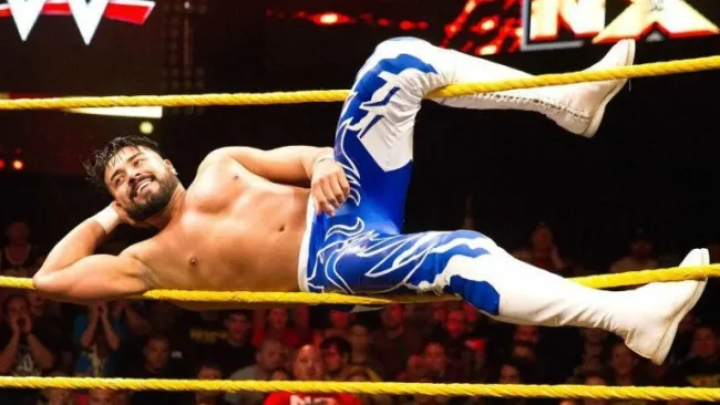 Andrade 'Cien' Almas en una lucha de NXT
