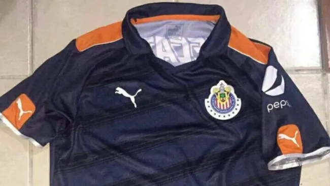 Posible tercer uniforme de Chivas