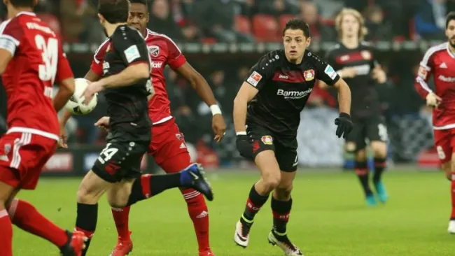 Javier Hernández, durante el juego Leverkusen vs Ingolstadt