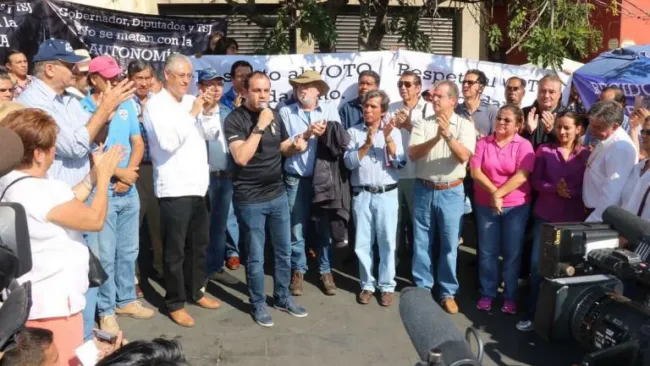 Cuau da un discurso tras acabar su huelga de hambre