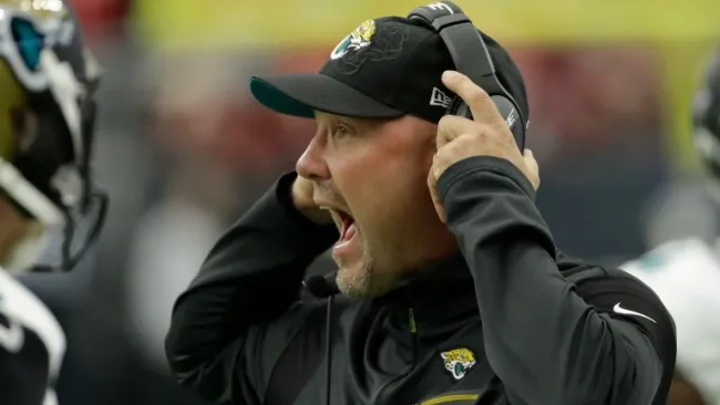 Gus Bradley en el juego de Jacksonville contra Houston