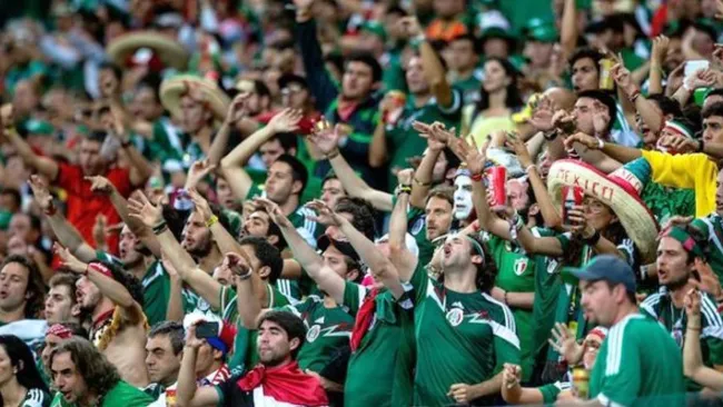 Afición grita el famoso ¡Ehh pu...! en un partido del Tri