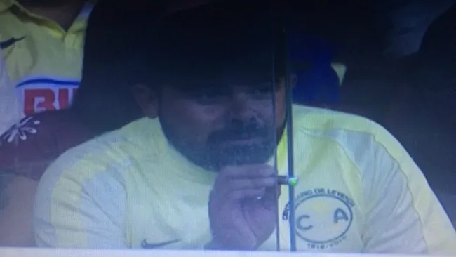 #LordLaser en las tribunas del Estadio Azteca