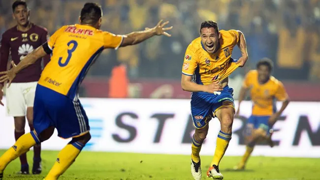 Dueñas marca el gol del empate contra América y manda a penaltis 