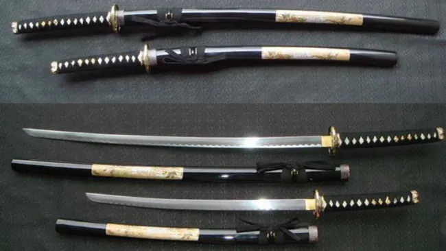  Katanas en exhibición