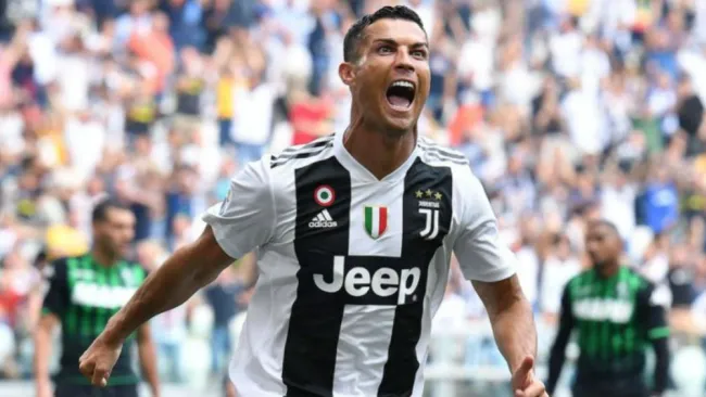 Cristiano Ronaldo festeja un gol con la Juventus