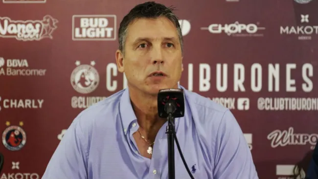 Robert Dante Siboldi durante su presentación con Veracruz