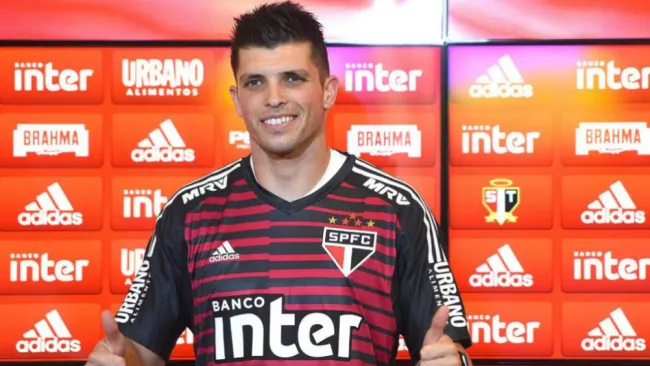 Volpi en su presentación con Sao Paulo
