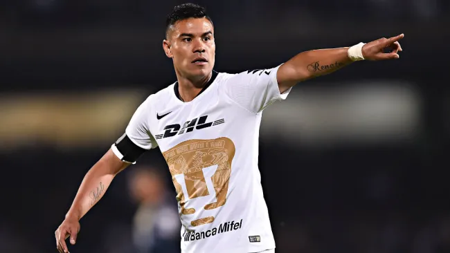 Pablo Barrera durante el encuentro ante América