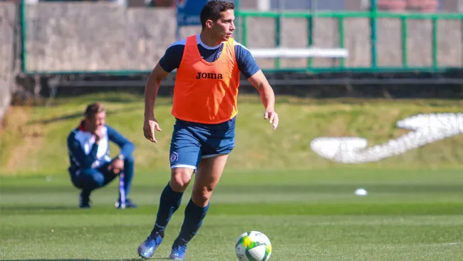 Iván Marcone, durante un entrenamiento con Cruz Azul