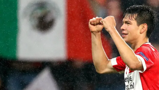 Chucky Lozano celebra triunfo con el PSV
