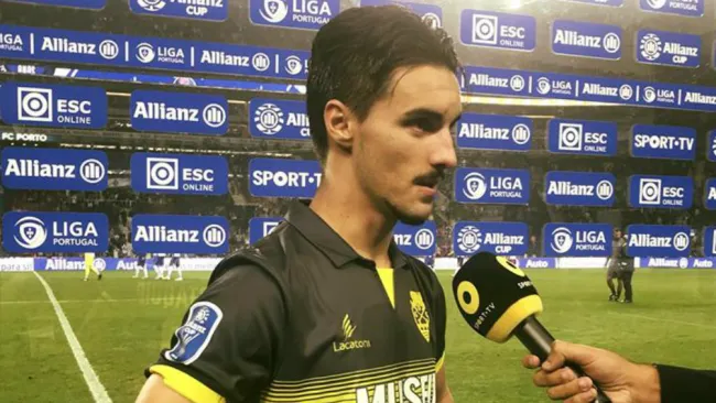 Stephen Eustáquio durante una entrevista