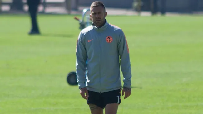 Jérémy Ménez en un entrenamiento con América