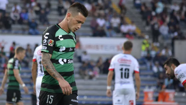 Brian Lozano lamenta error en un duelo con Santos