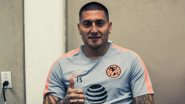 Nicolás Castillo durante pruebas médicas