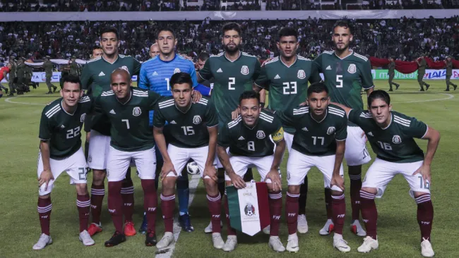 Selección Mexicana previo a un partido contra Chile 