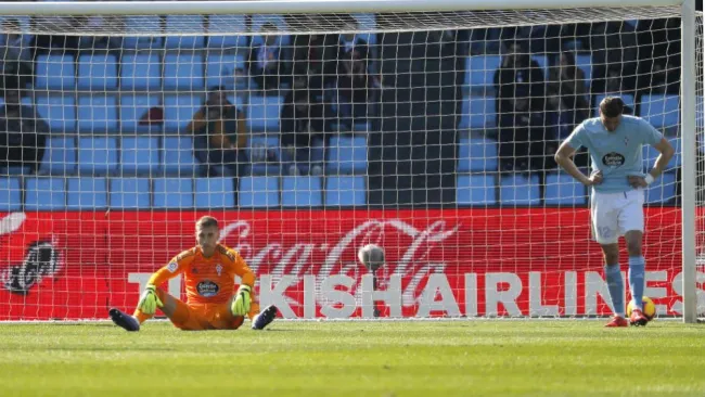 Blanco y Hoedt cabizbajos tras perder con el Levante