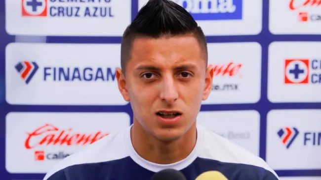 Piojo Alvarado durante conferencia de prensa