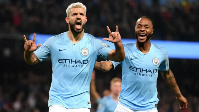 Agüero celebra una anotación frente al West Ham 