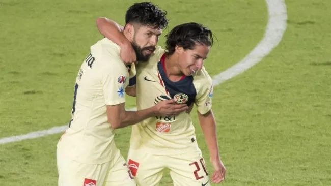 Oribe y Lainez en festejo con América