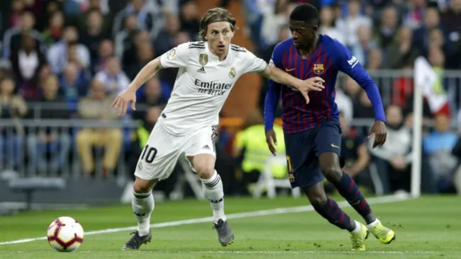 Modric en el partido contra el Barcelona