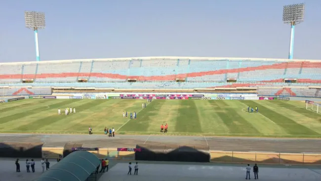 Panorámica del juego entre Zulia y Caracas