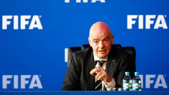 Infantino durante una rueda de prensa