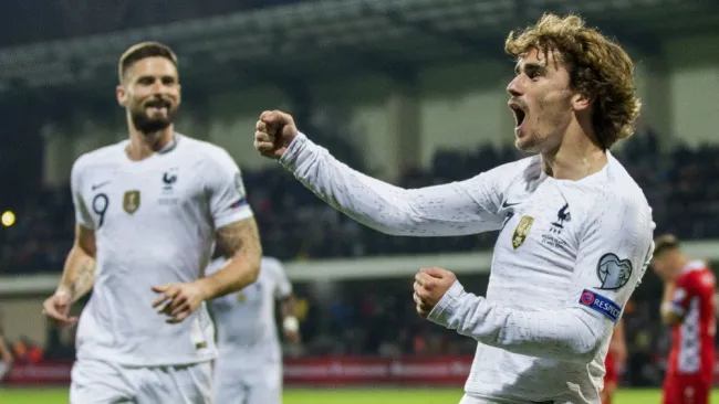 Griezmann festeja su gol frente a la selección de Moldavia