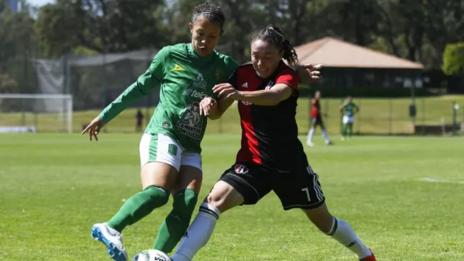 Yamile Franco y Joana Robles durante el Atlas vs León