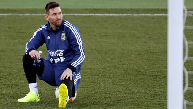 Messi en entrenamiento con la selección de Argentina 
