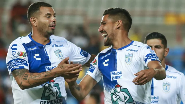 Pachuca celebra una anotación frente a Toluca 
