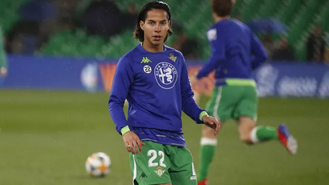 Diego Lainez, previo a un duelo con el Betis