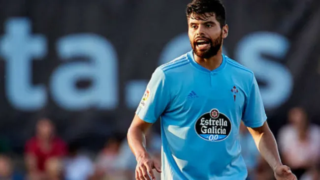 Néstor Araujo durante un partido del Celta de Vigo