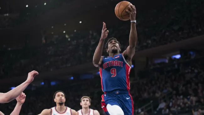 Langston Galloway 'vuela' para firmar una anotación