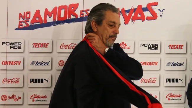 Tomás Boy en su presentación con Chivas